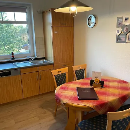 Haus Roland, 16 *